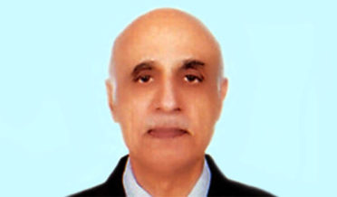 Dr Safdar Mahmood