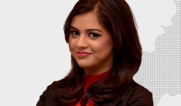 khatoon anchor ko tabdeeli raaz naa ayi