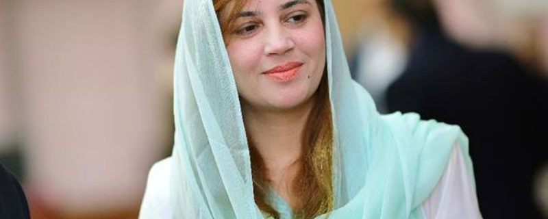 wafaqi wazeer sahafi ke sawal par sharma gayin