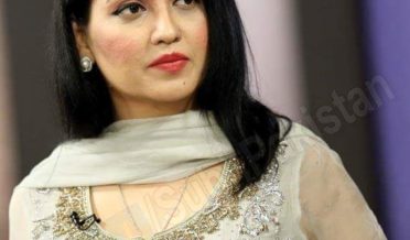 huma mir ne gulokaari bhi shuruh kardi