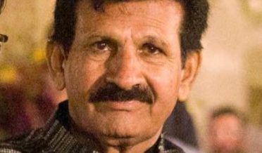 senior sahafi khalid shakil ko supard khaak kardia gaya