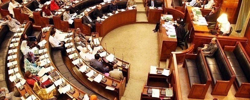 peca bill ke khilaaf sindh assembly mein saahafion ka aahtejaj