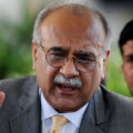 hamare yahan azadi rahi na sahafat najam sethi