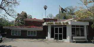 peca ke khilaaf lahore press club ke bahar ahtejaaji camp kaa aelan