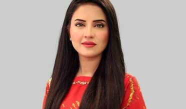 samaa ki khatoon anchor ke naye daway