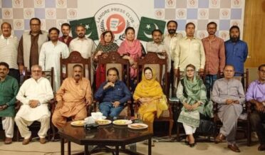 press club mein azadi mushaira ka ineqad