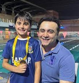 anchor ke betay ne swimming mein record banadia