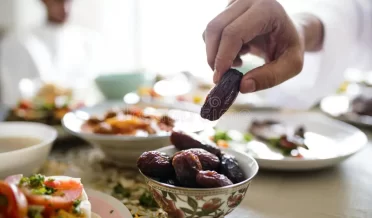 pfuc ka apne arkan keliye iftar dinner ka ahtemam