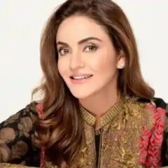 فیشن ڈیزائنر سے انٹرویو پر نادیہ خان تنقید کا نشانہ۔۔۔۔