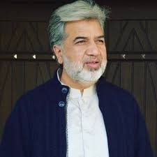 یہ کیسا سسٹم ہے جو پسند نہیں اسے تضحیک کا نشانہ بناؤ۔۔۔
