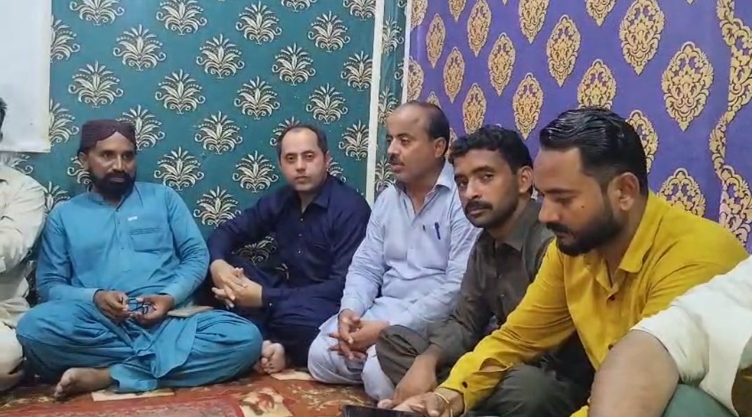 محراب پور یونین آف جرنلٹس کا ہنگامہ اجلاس۔۔
