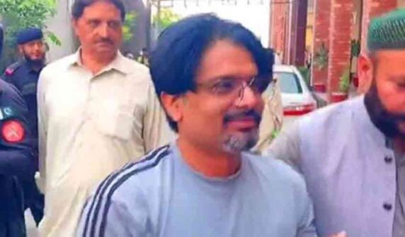صحافی بلال غوری جوڈیشل ریمانڈ پر جیل منتقل