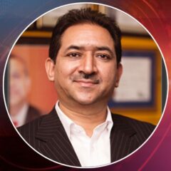 ٹی وی اینکر و صحافی کے گھر پر پولیس کا چھاپہ۔۔۔