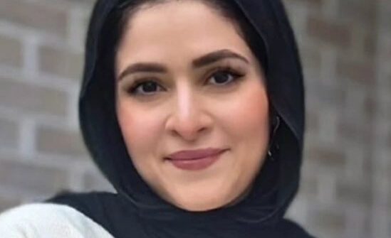 سابق اداکارہ مٗردوں کو غسل دینے لگیں۔۔۔